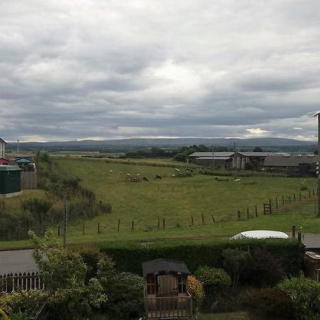 Moray Bay Bed And Breakfast Ardersier Exterior photo